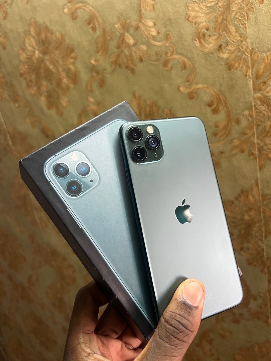 iPhone 11pro Max 64Giga sans Face ID