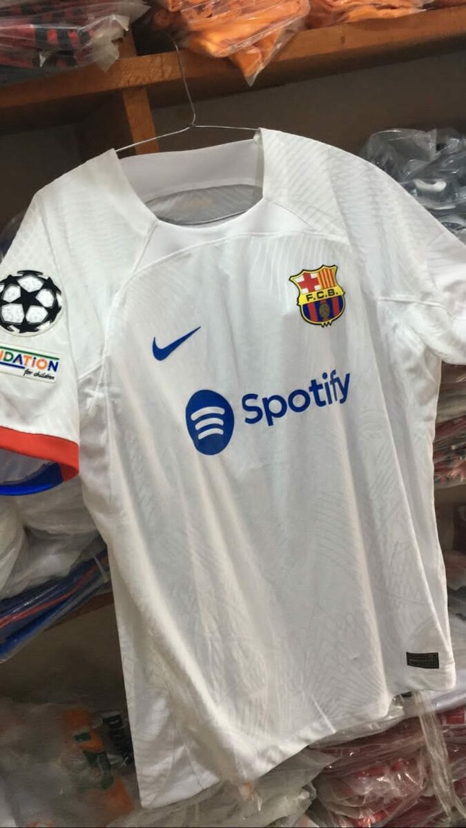 T-shirts