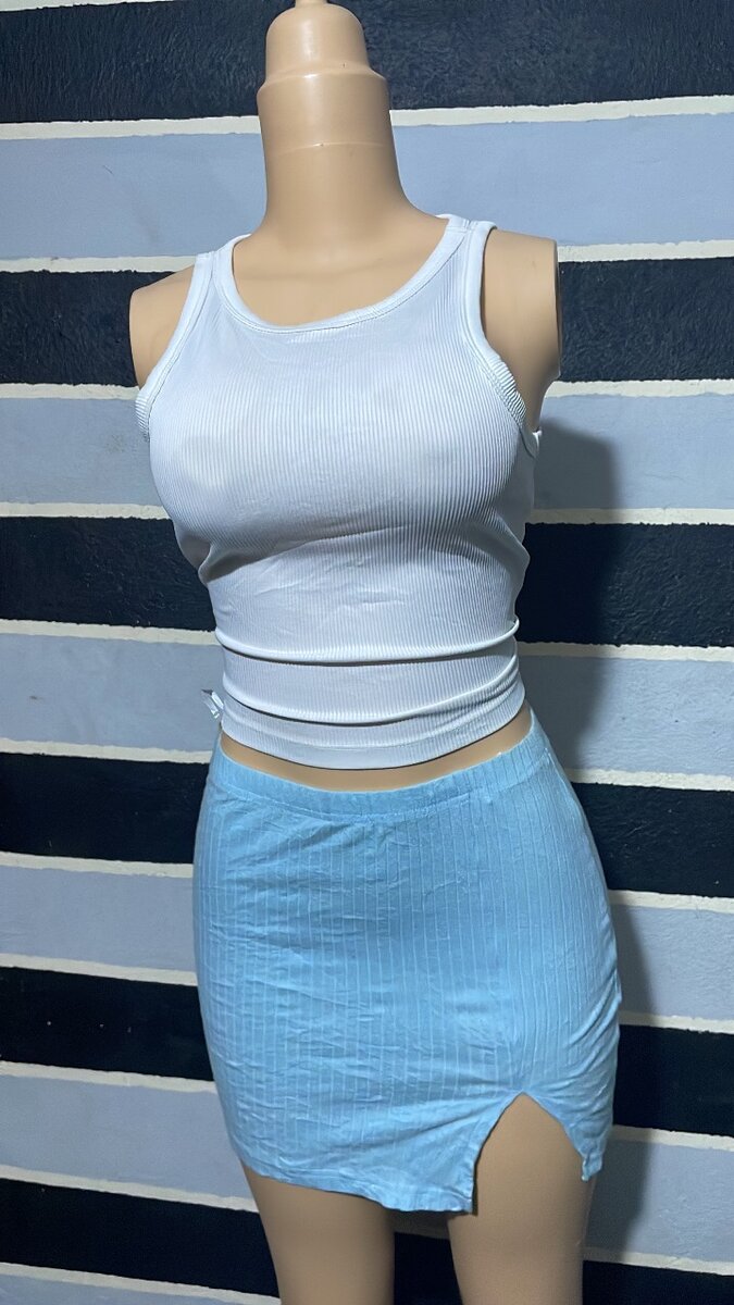 Ensemble débardeur et jupe femme