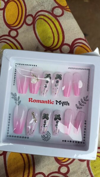 Ongles Artificiels Rose Chic