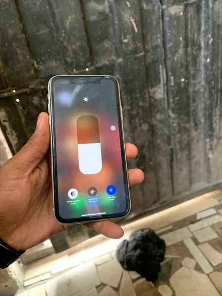 iPhone 11 Blanc 128Go Débloqué