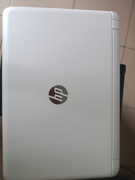 HP Pavilion 15