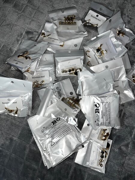 Ear rings