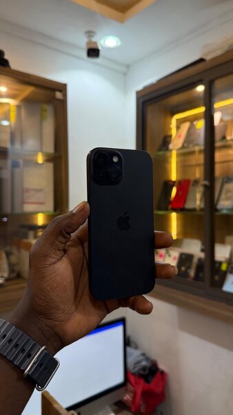 iPhone 15