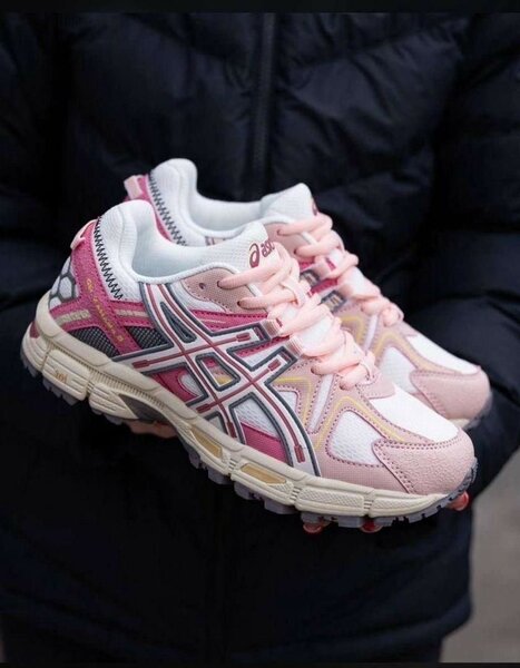 Baskets de course roses