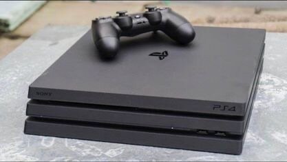 Ps4 pro cracker avec 20 jeux