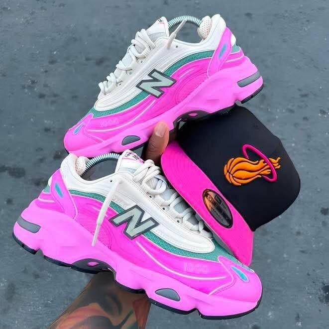 NEW BALANCE 1000