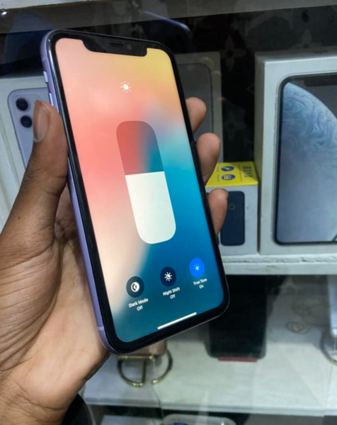 iPhone 11 64 GB
