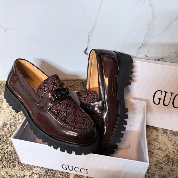 Loafer luxueux Gucci homme