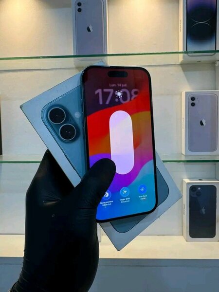 iPhone dernier modèle 128Go