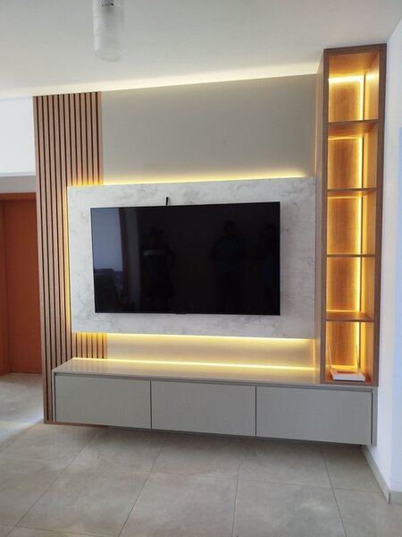 Meuble TV mural moderne