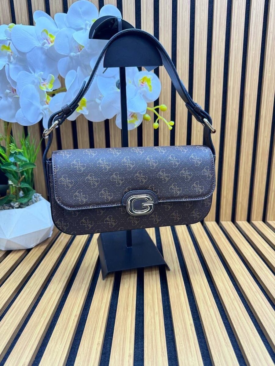 Dressing bags