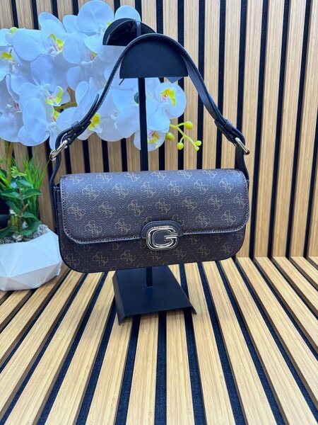 Dressing bags