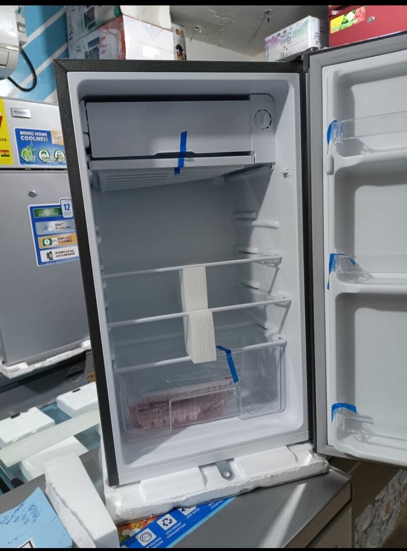 Roch table top fridge