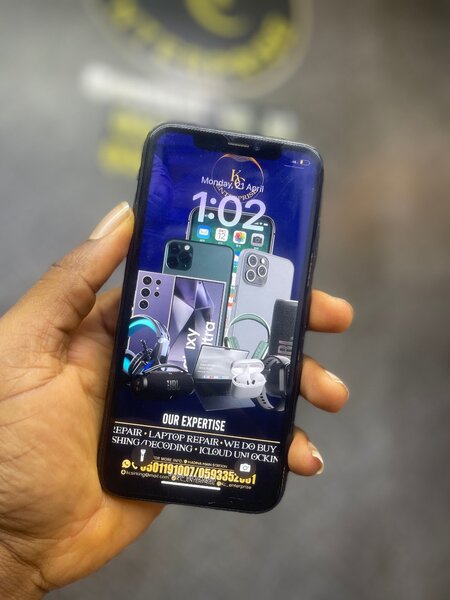 iPhone XR 64gb