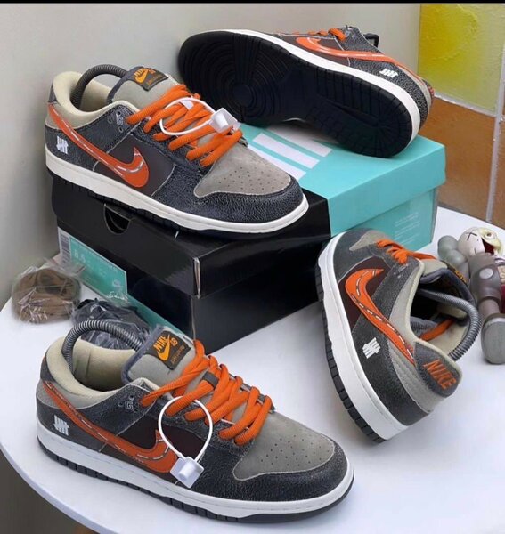 NIKE SB