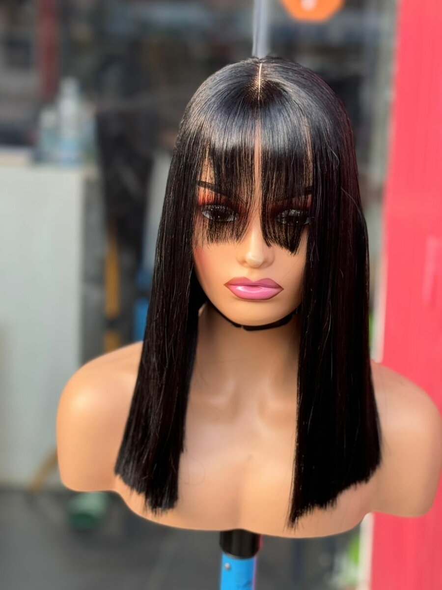 Perruque Bob Noir Lisse