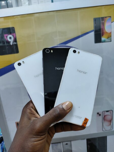 Honor 6 mini
