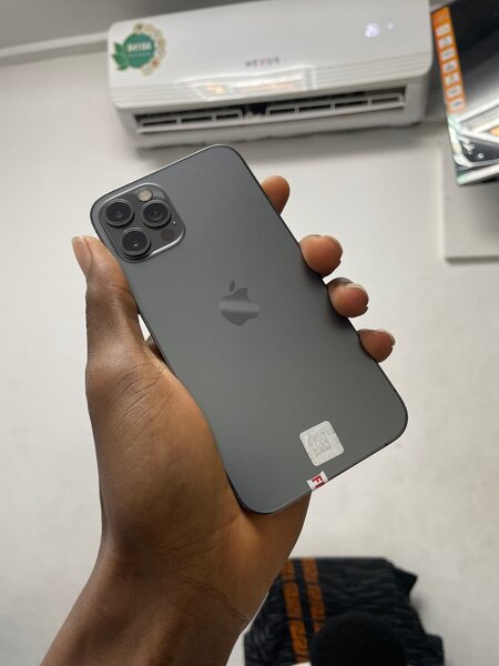 iPhone 12pro 128gig