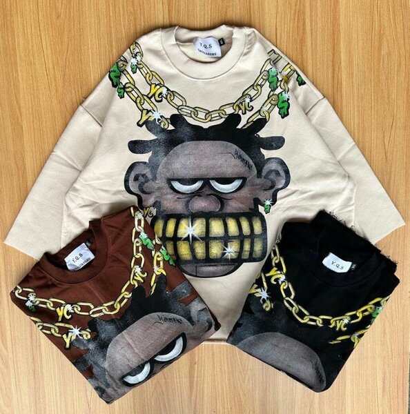 Heavy crop tops