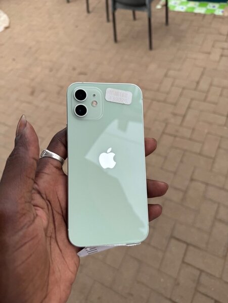 iPhone 12