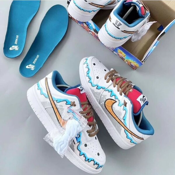 NIKE SB