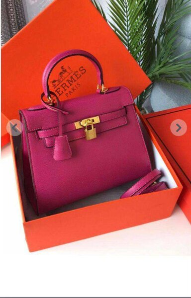 Stylish ladies bag