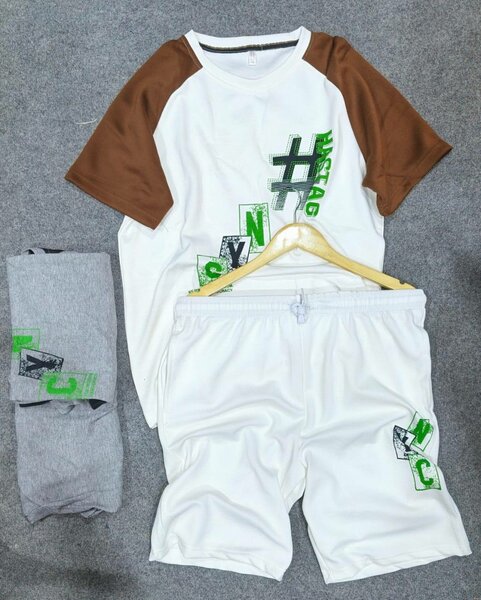 Tenue de sport décontractée homme