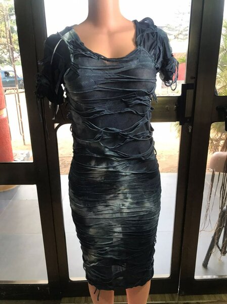 Tread gown