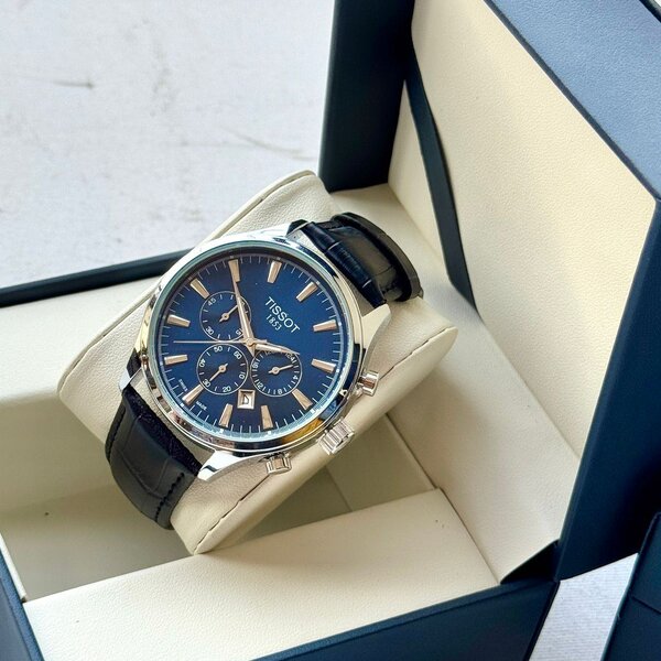 Men wristwatches