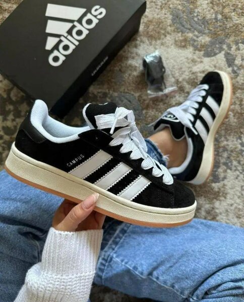 Adidas campus