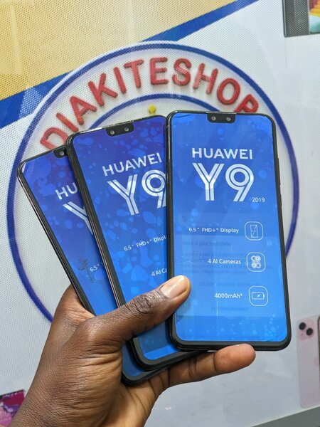 PROMO HUAWEI Y9 2019 (128GO-6RAM)