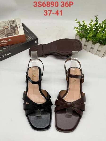 Sandales en cuir élégantes