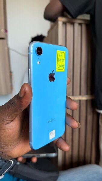 iPhone XR