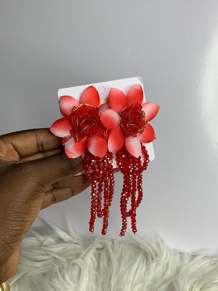 Boucles d'oreilles florales rouges