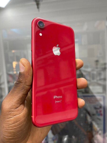 iPhone XR