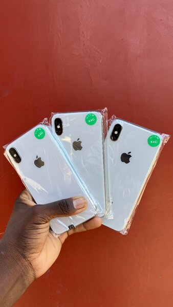 iPhone X