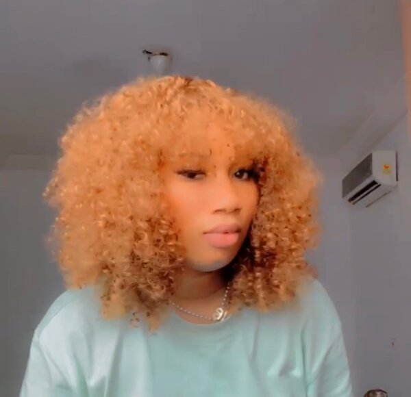 Sassy fringe curls
