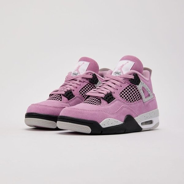 Pink Jordan 4