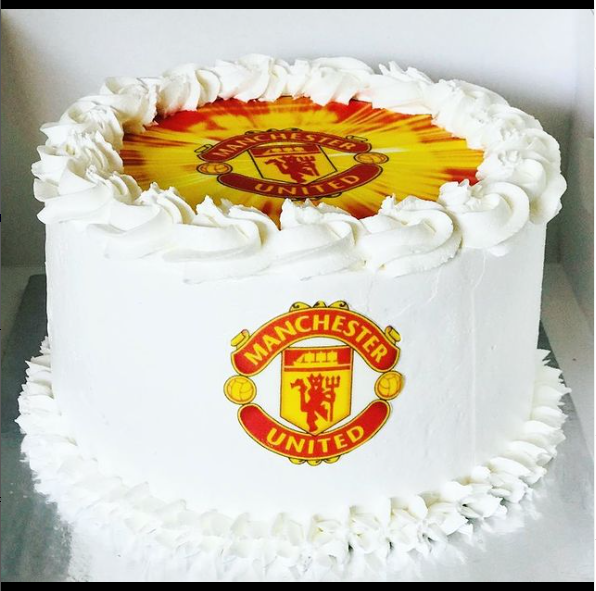 medium cakes