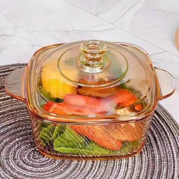 Soupière en verre colorée