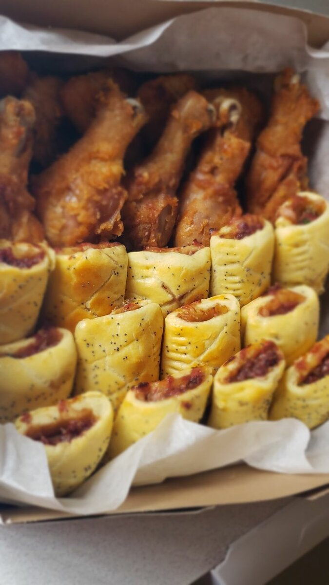 Cakes/pies