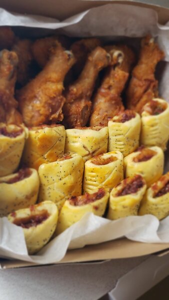 Cakes/pies