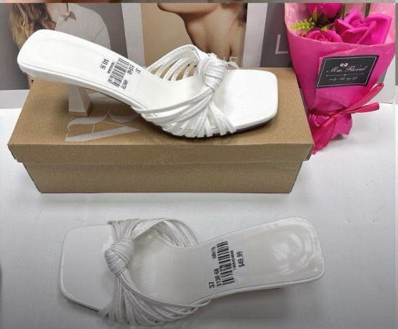 Ladies heel