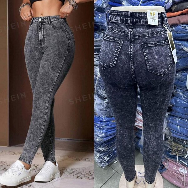 Skinny jeans