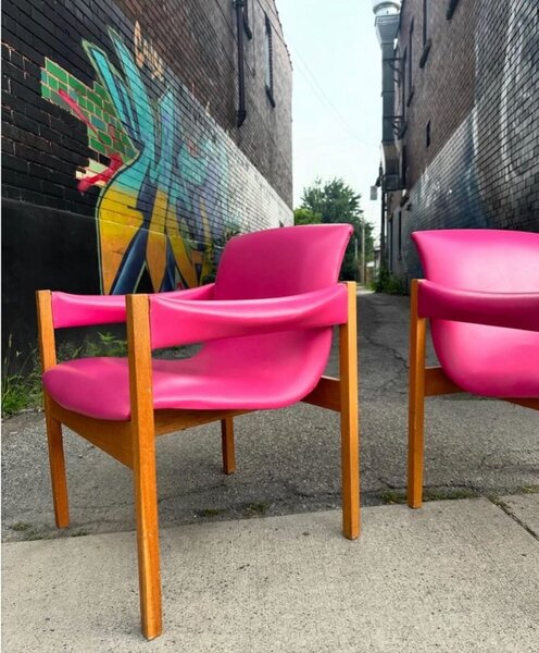 AMEC ARMCHAIRS SET