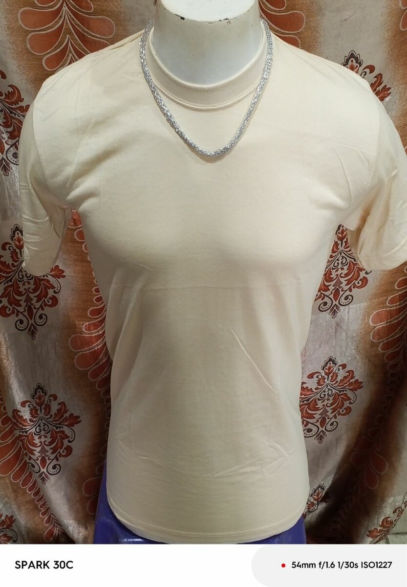 Tee shirt