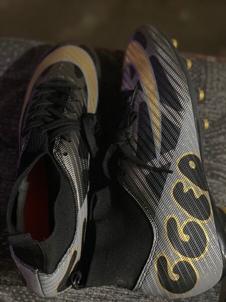 Chaussures de football légères