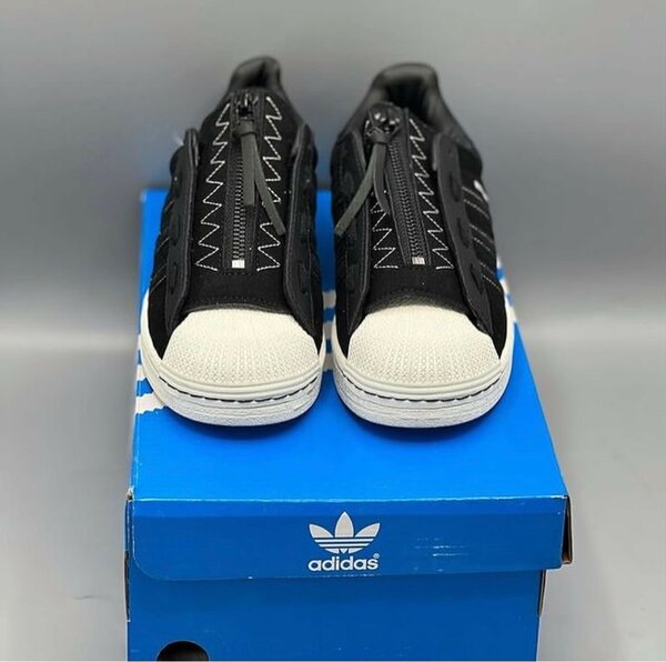 ADIDAS SNEAKER