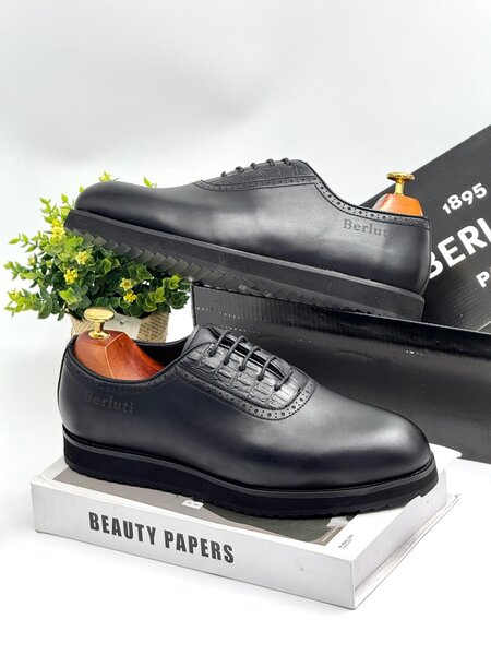 BERLUTI ALL BLACK